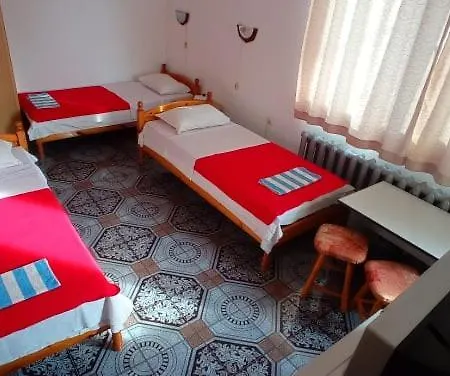 Gasthof Стаи За Гости Росица *